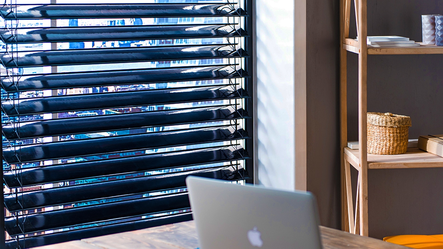 Альтернатива жалюзи и ролетам: SolarGaps