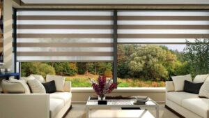 Как выбрать римские шторы на панорамные окна